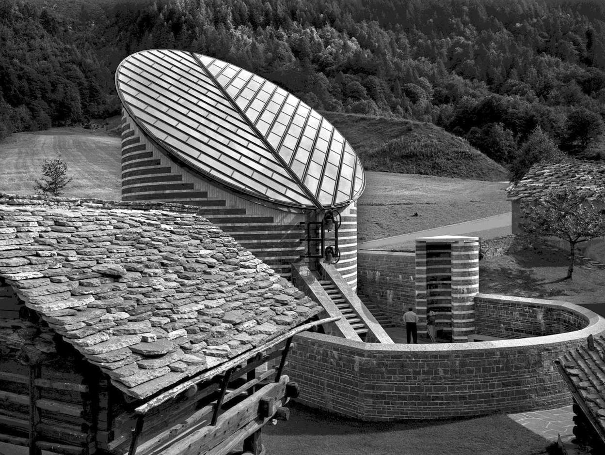 Chiesa di San Giovanni Battista, Mogno, Valle Maggia, Svizzera, 1986-1998, Mario Botta