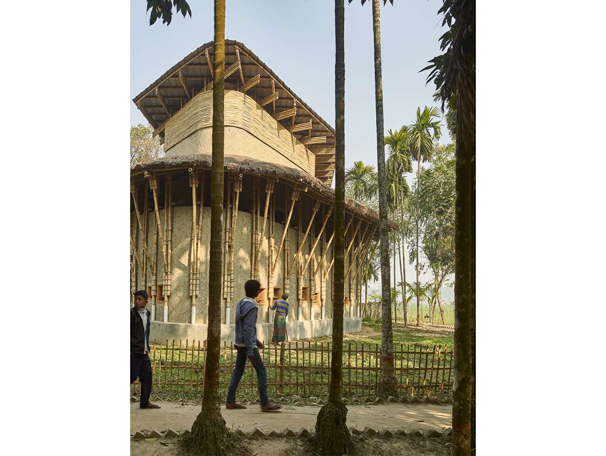 Facade - Anandaloy, Rudapur, Bangladesh - Photo by Kurt Hoerbst